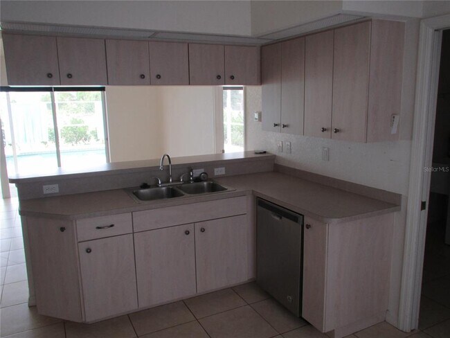 Building Photo - 3187 Sulstone Dr