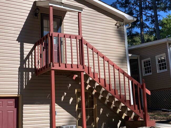 Primary Photo - 1740 Brompton Square