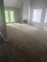 Building Photo - 3392 Galleria Dr