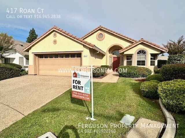 Building Photo - Gorgeous Rosetree Model with a Large Backyard