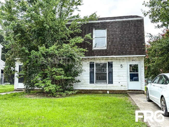 Primary Photo - 107 Chesterfield Ct