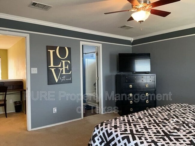 Building Photo - 108 Covey Ln