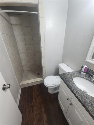 Building Photo - 7436 Meadowcrest Dr