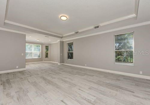 Building Photo - 1648 Bayshore Dr