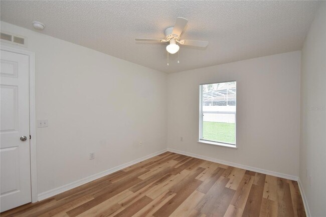 Building Photo - 14 Ryley Ln