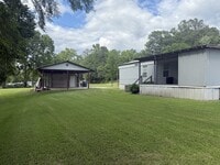 Building Photo - 3006 Valley Rd
