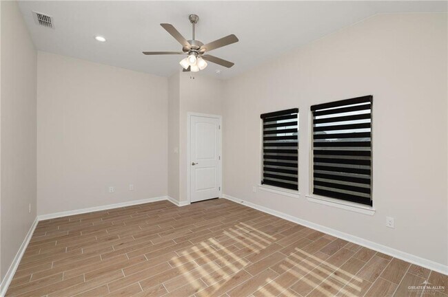 Building Photo - 17 Highland Ave