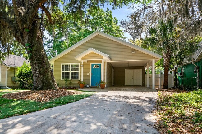 Building Photo - 20 Pearl St