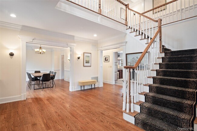 Building Photo - 11 Lost Nations Rd