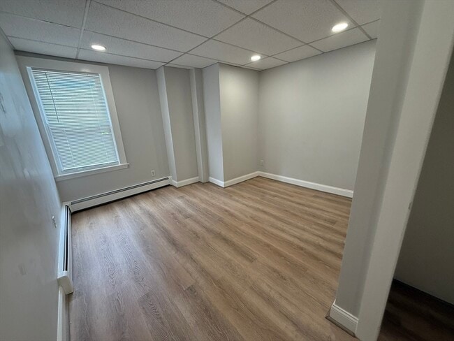 Building Photo - 63 Holten St