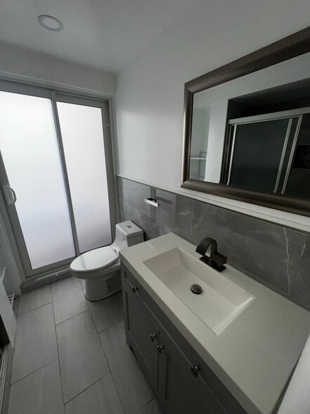 Building Photo - 9300 W Flagler St