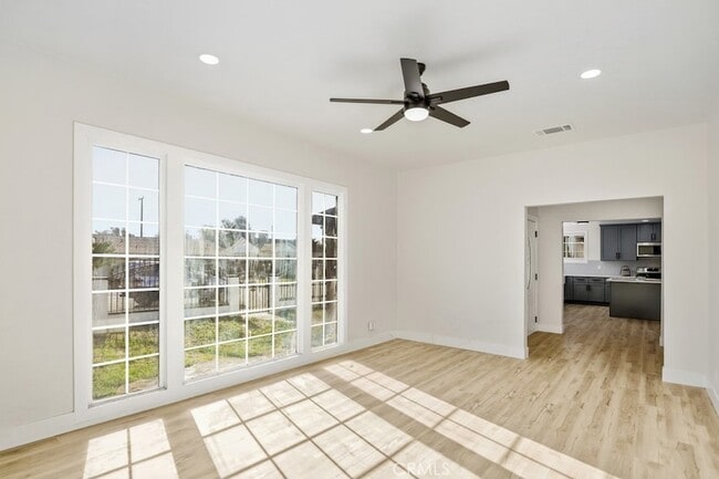 Building Photo - 7726 Blanchard Ave