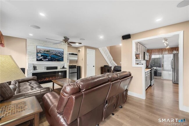 Building Photo - 34 Cinnamon Spring