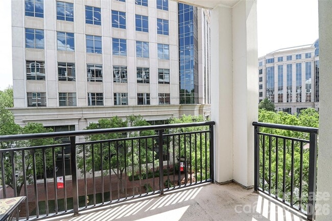 Building Photo - 4625 Piedmont Row Dr