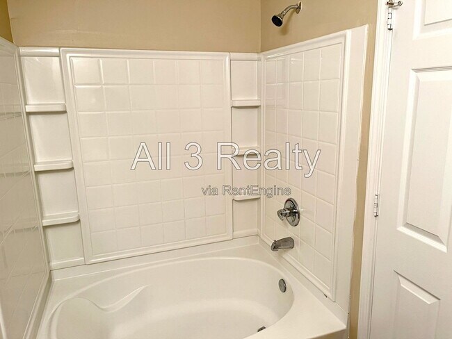 Building Photo - 3022 Waldrop Cir