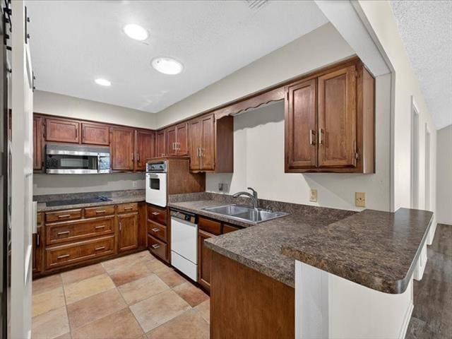 Building Photo - 6218 Tezcuco Ct