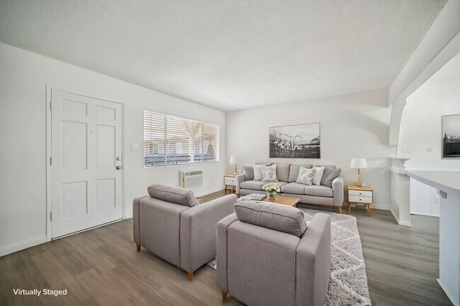Livingroom Staged - Winnetka Gardens Apartments