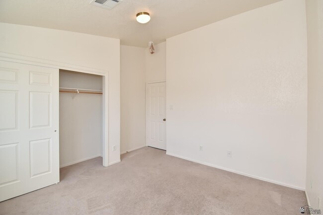 Building Photo - 10254 E 38th St