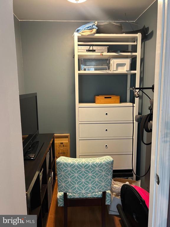 Building Photo - 13 Quince Ct