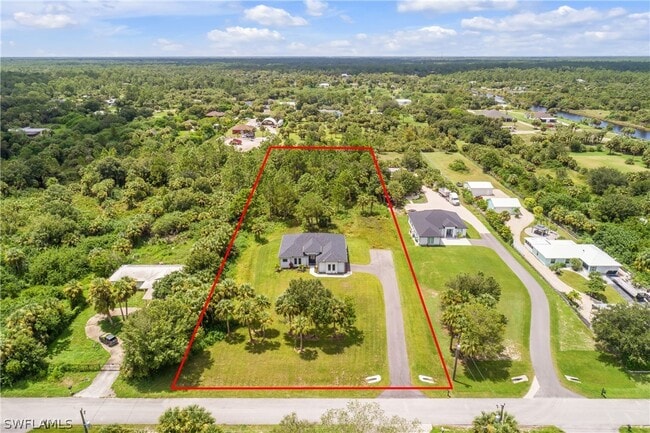 Building Photo - 791 14th St NE