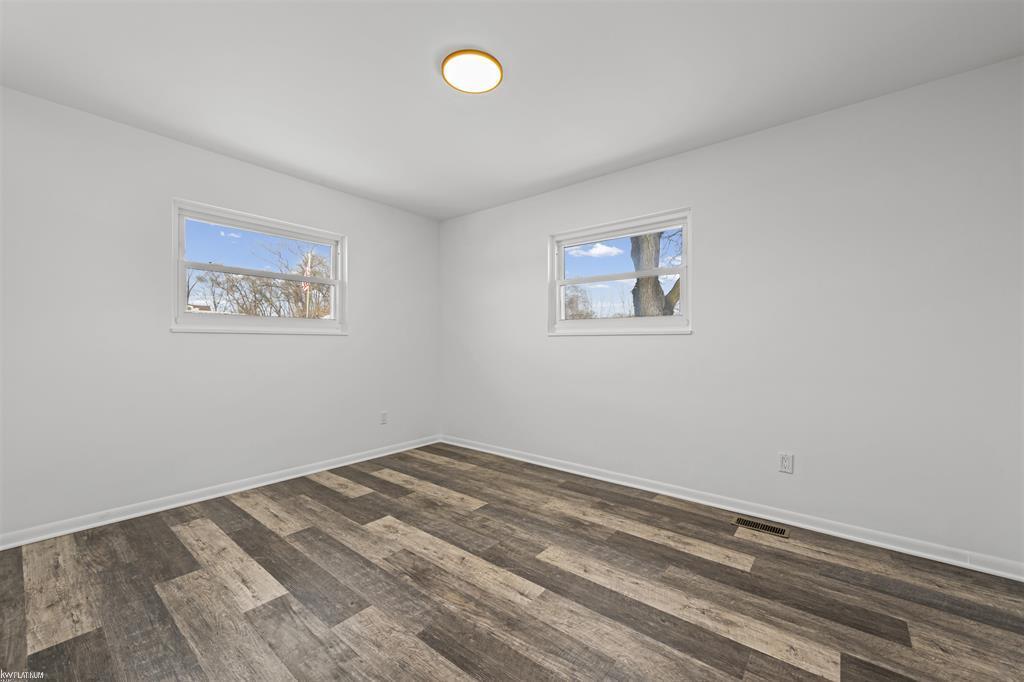 Building Photo - 46730 Romeo Plank Rd