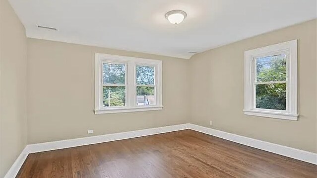 Building Photo - 80 Bolton Ave