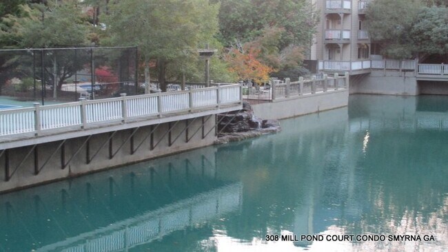 Building Photo - ENJOY THIS BEAUTIFUL CONDO NESTLED IN THE ...
