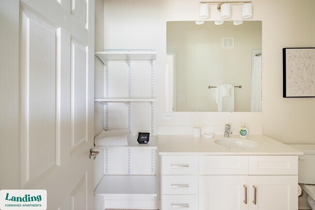 Building Photo - 6225 Mobile Hwy