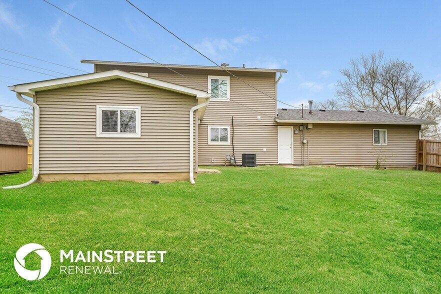 Building Photo - 1290 Tanglewood Dr