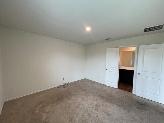 Building Photo - 1204 Lady Bird St