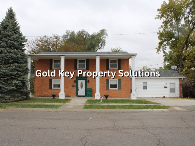 Building Photo - 1902 Rosemont Ave