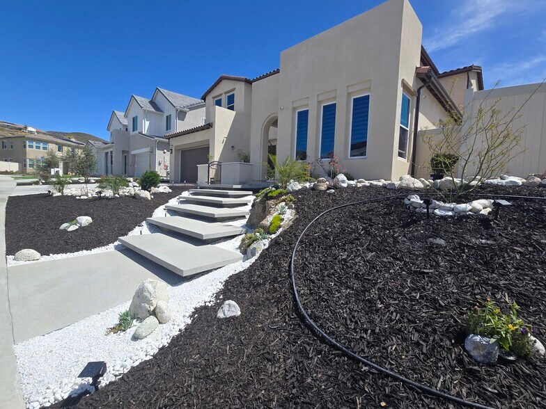 Building Photo - 28618 Bloom Ln