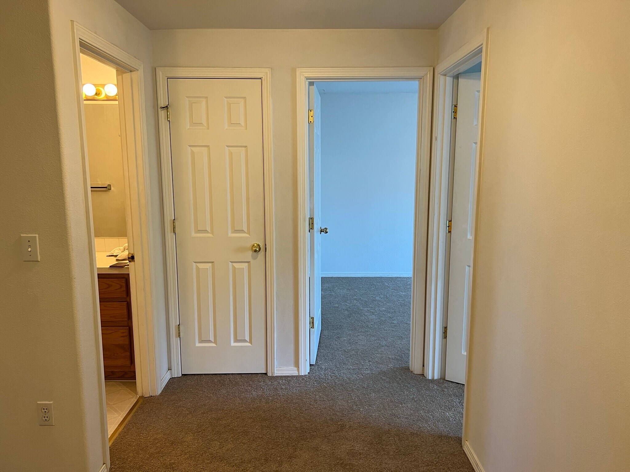 Building Photo - 3237 Olive St