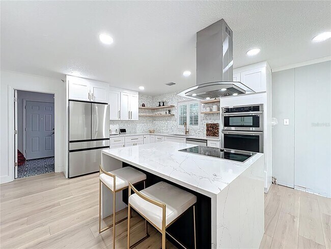 Building Photo - 4611 Cranston Pl
