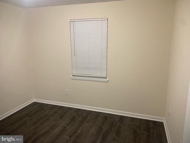 Building Photo - 424 Harford St