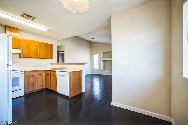 Building Photo - 2654 Bryandouglas Dr