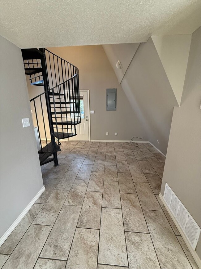 Building Photo - Cute 2 Bed 1 Bath A Frame House Washer & Dryer & Yard Care Included.