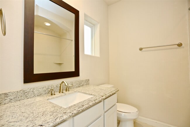 Building Photo - 3226 McKinney St