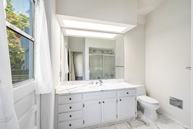 Building Photo - 157 Wells Rd