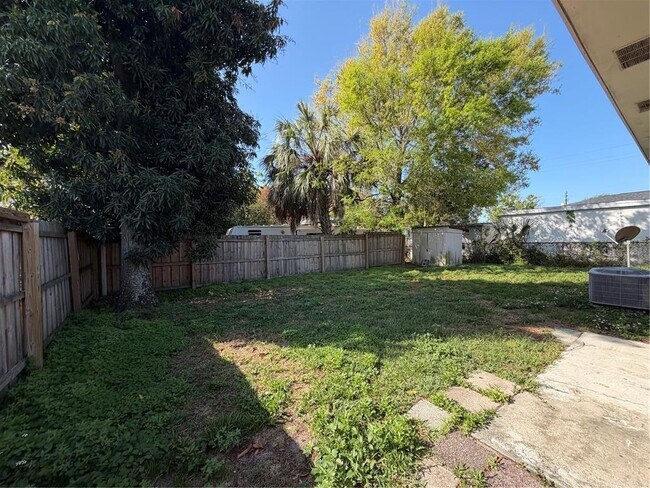 Building Photo - 3230 W St Conrad St