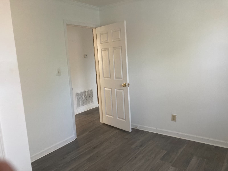 Building Photo - 2020 Plum St