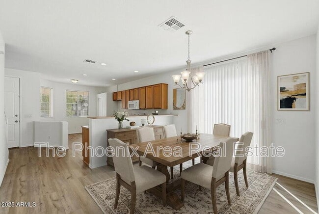 Building Photo - 4188 S Mariposa Dr