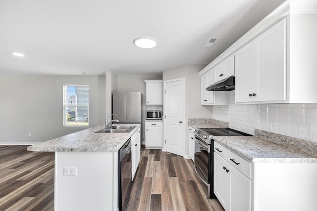 Building Photo - House for Rent in Holly Ridge