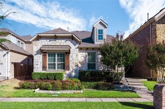 Building Photo - 3025 Hurstwood Dr
