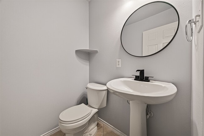 Building Photo - 12819 Wisteria Park Dr