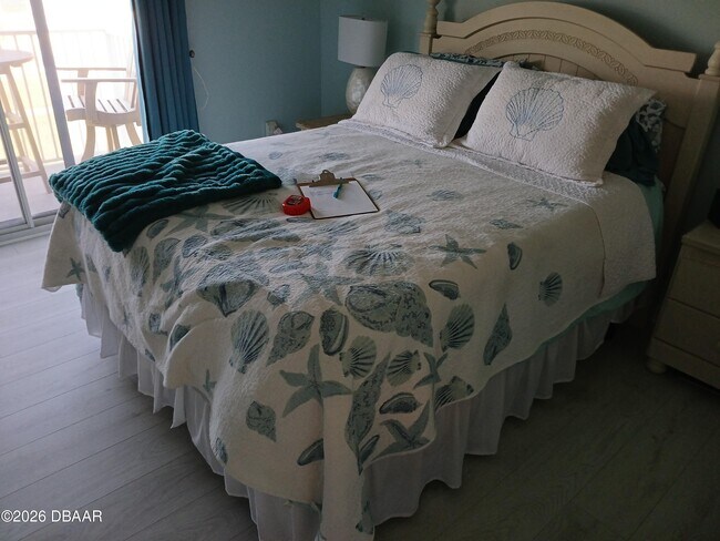 Building Photo - 2470 Ocean Shore Blvd