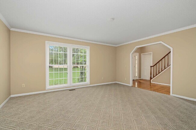 Building Photo - Spacious 4-Bed Oasis with Basement in Cary