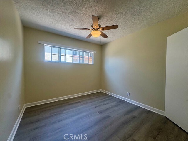 Building Photo - 11890 Manor Dr