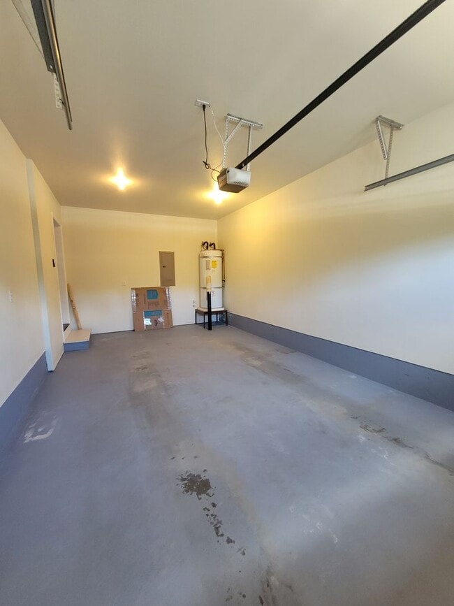 Building Photo - 2603 Plum Ct