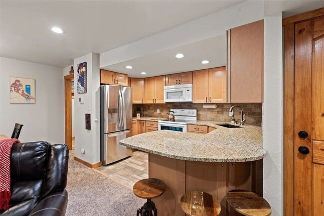 Building Photo - Winter Seasonal Rental- Wild Irishman 1039